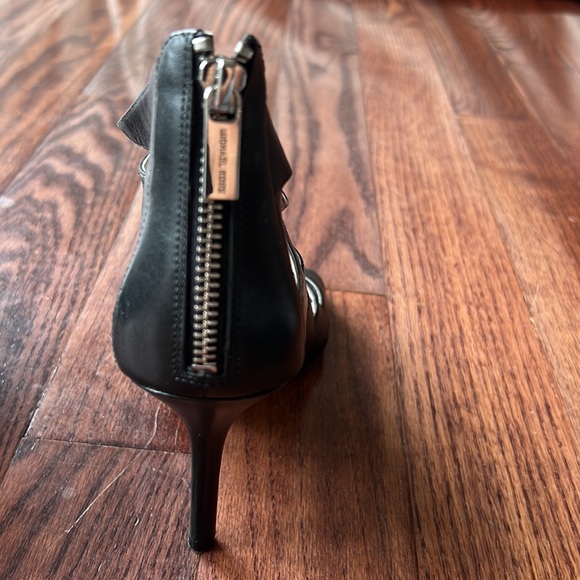 Michael - Michael Kors Barely Worn Stilettos - Picture 2 of 3